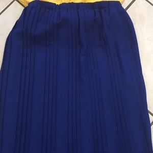 Pretty vintage pleated skirt